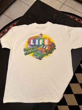 Gildan Harrahs Promo Short Sleeve Tee with Colorful LIFE $1,000,000 XL